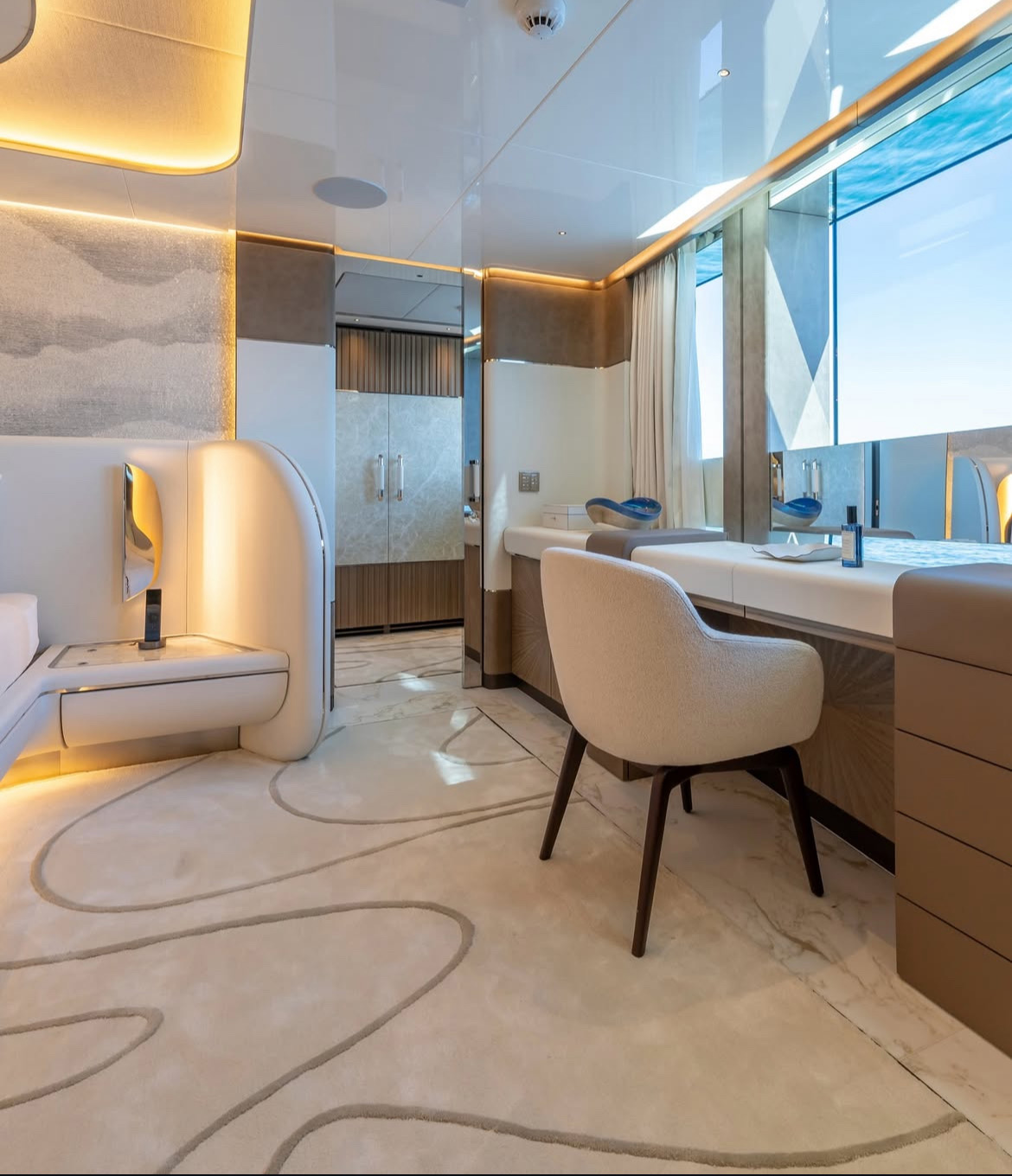 YACHT-INTERIORS-WITH-MARBLE-(MKSTONEMARBLE)-(11)