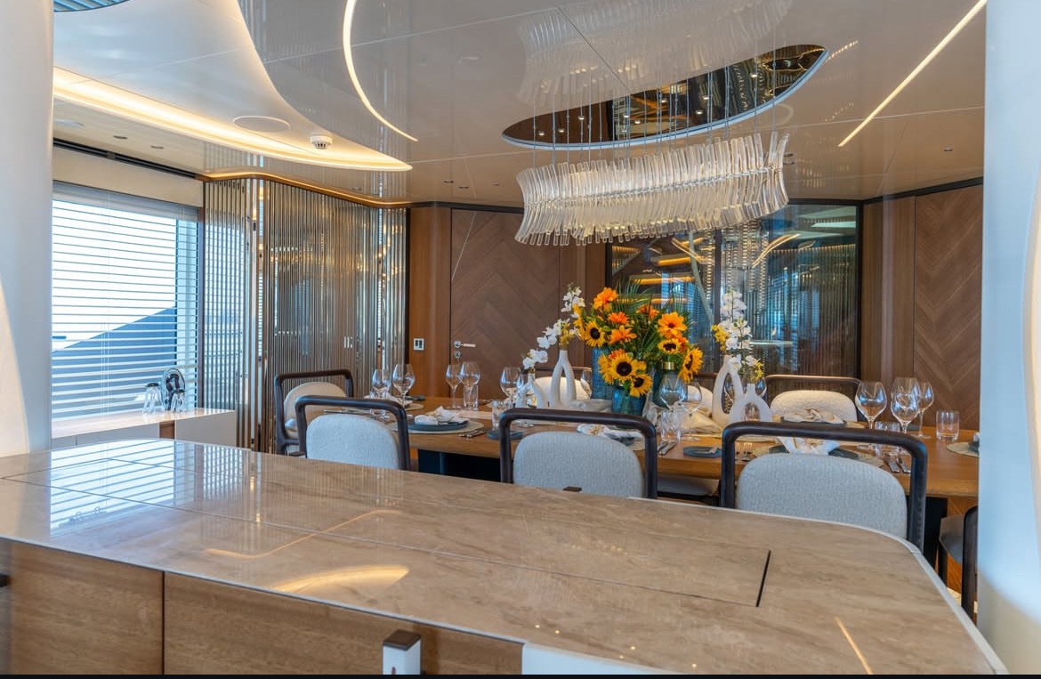 YACHT-INTERIORS-WITH-MARBLE-(MKSTONEMARBLE)-(13)