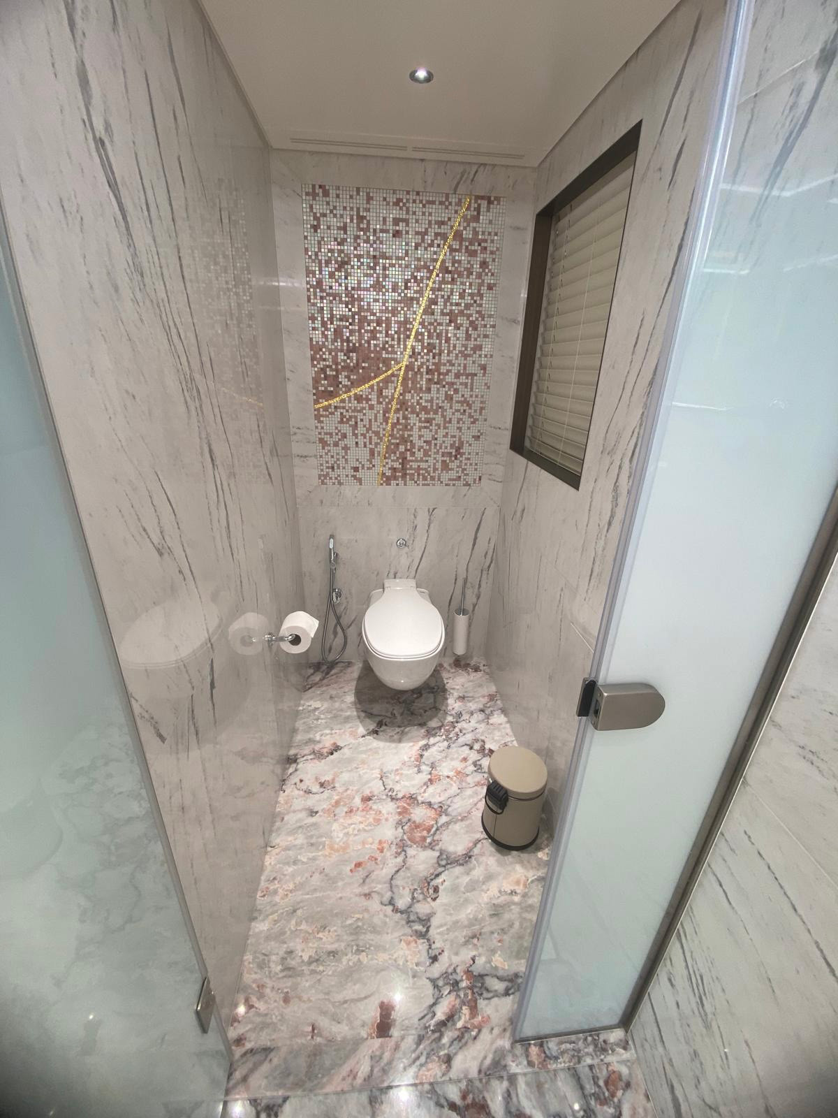 YACHT-INTERIORS-WITH-MARBLE-(MKSTONEMARBLE)-(3)