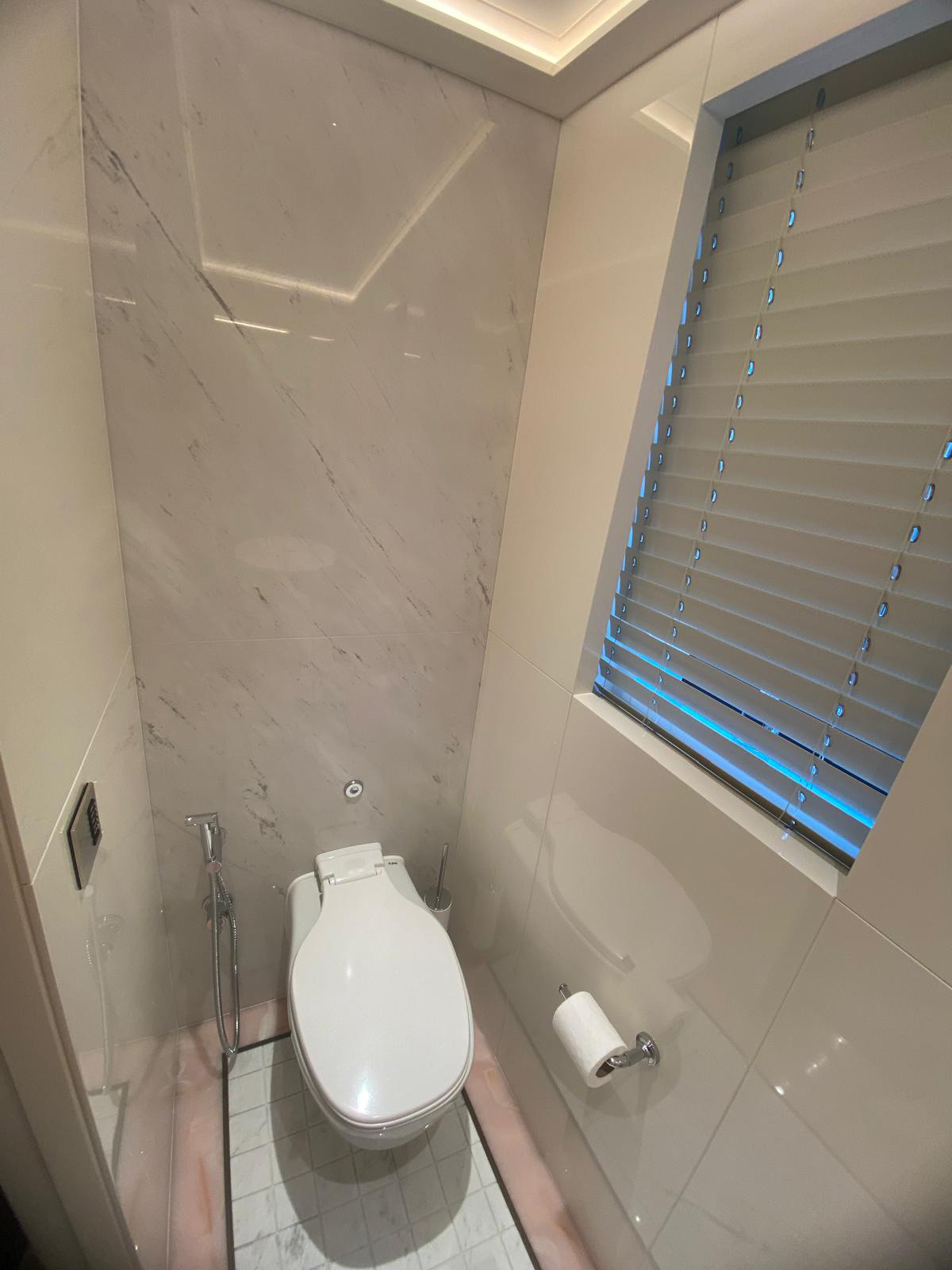 YACHT-INTERIORS-WITH-MARBLE-(MKSTONEMARBLE)-(7)